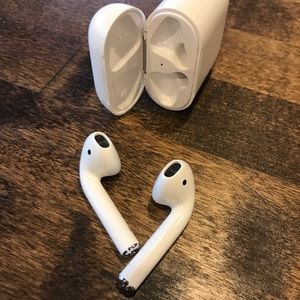 Apple AirPods